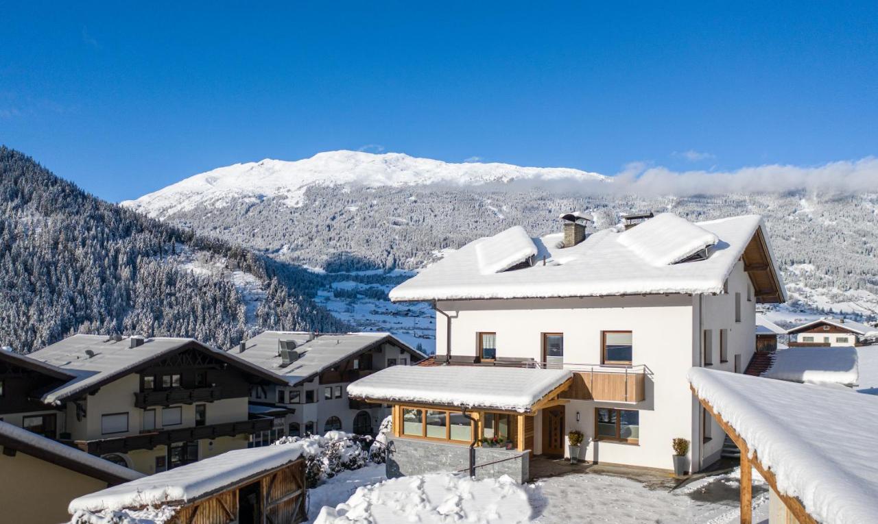 Appartement Pitztal-Hochzeiger Inclusive Pitztal-Sommer Card Jerzens Eksteriør bilde