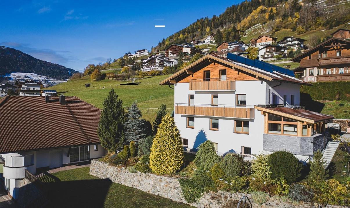 Appartement Pitztal-Hochzeiger Inclusive Pitztal-Sommer Card Jerzens Eksteriør bilde
